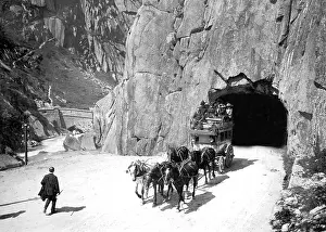 Gotthard: A carriage on the Gotthard road, 1913