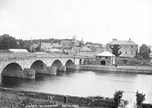 Shannon: Carrick-On-Shannon, Co. Leitrim