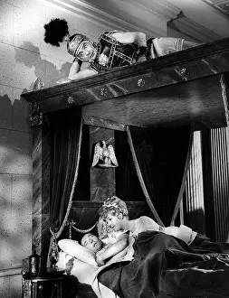 Cleo: CARRY ON CLEO