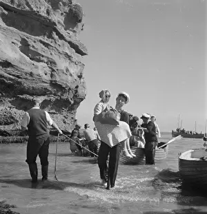 Ladram: Carrying a woman ashore