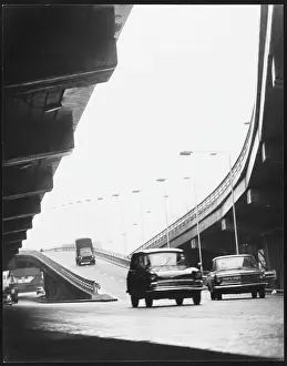 Flyover: CARS ON THE MOTORWAY