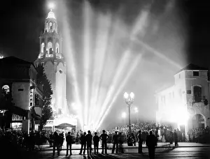 Csu 2012 12: Carthay Circle Theatre during a dramatically ?