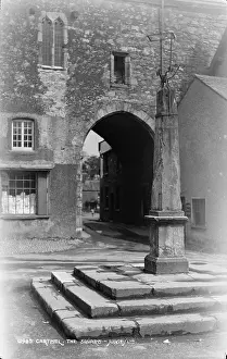Pedestal: Cartmel Square