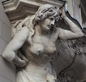 Dorotheenstrasse: Caryatid, Splendid Hotel, Berlin, Germany