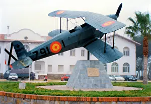 Spurious: CASA 1-131E Jungmann E.3B-75 - 791-1