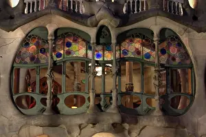 Paseo: Casa Battlo at twilight, Barcelona, Spain