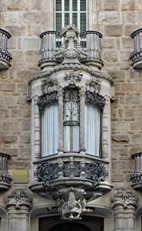Winching: Casa Calvet, Barcelona