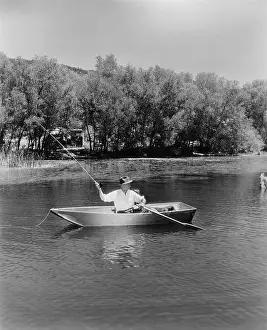 Dinghies: CASTING ABOUT
