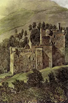 Dollar: Castle Campbell