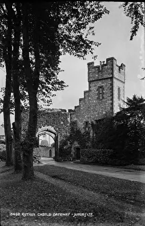 Gateway: Castle Gateway in Ruthin