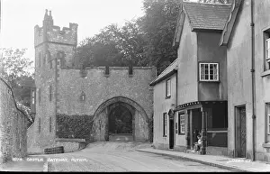 Gateway: Castle Gateway, Ruthin