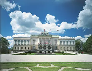 Anrather: Castle Klessheim in Salzburg