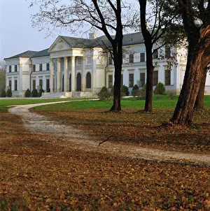 Cladding: Castle Seregelyes