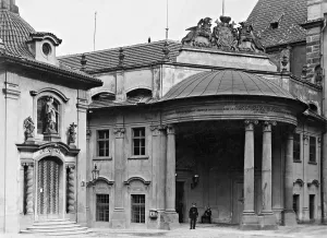 Theresia: The castle yard of the Prague Castle, Hradcany
