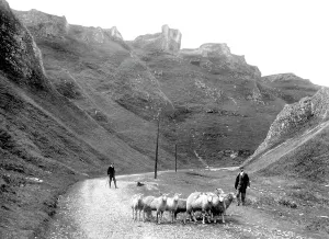 Castleton: Castleton, the Winnats 1909