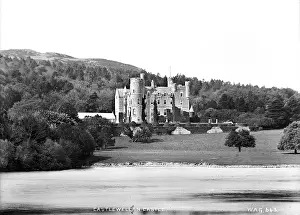 Closer: Castlewellan Castle