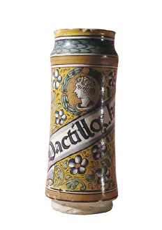 Enamels: Catalan pharmacy pot (17th-18th c.). Ceramics
