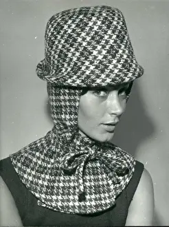 Chapeau: To Be Categorized