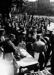 Sausage: Catering at an SA-event in Berlin, 1933