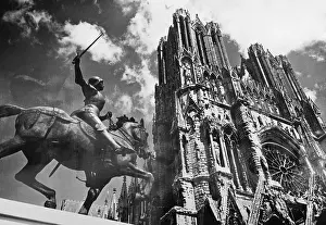 Severe: Cathedral of Notre Dame in Reims, 1938