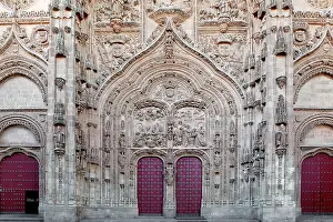 Plateresque: Cathedral of Salamanca, Spain