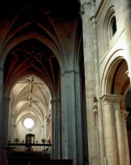 Pointed: Cathedral of Santo Domingo de la Calzada. Nave. La Rioja. Sp