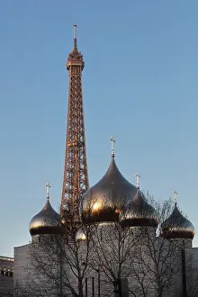 Russe: Cathedrale de la Sainte-Trinite de Paris and Eiffel