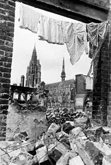 Housework: Caudebec-en-Caux, 1941