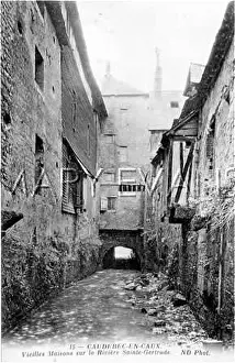 Caudebec: CAUDEBEC EN CAUX/HOUSES