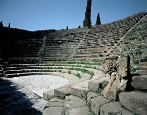 Cypresses: The cavea of the Small