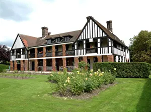 Hillingdon: Cavendish Pavilion, Field End Road, Eastcote, Hillingdon
