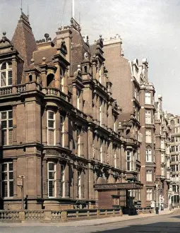 Incolourisedpic: CAXTON HALL