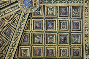 Ch‰teau: Ceiling, Chapelle Haute Saint-Saturnin, Chateau