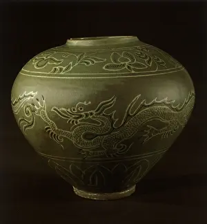 1200s: Celadon Vase with Designs of Dragons