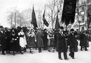 Processions: Celebrating the armistice in Paris, 1918