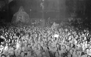 Piccadilly: Celebration of the German capitulation in World