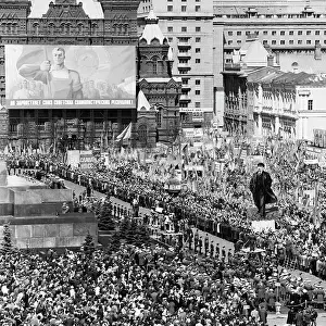 Solemn: Celebration of May 1, 1972 in Moscow
