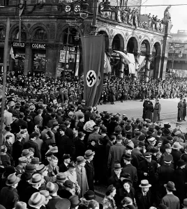 Hysteria: Celebrations of the annexation of Austria, 1938