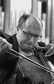 Rostropovich: Cellist M. Rostropovich