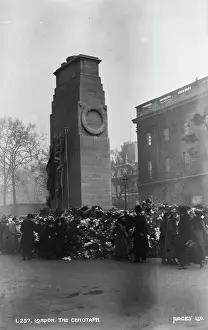 Respectful: The Cenotaph in London