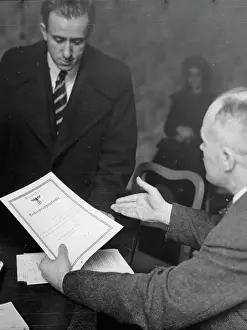 Naturalization: Central immigration office in Posen