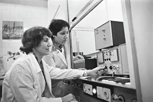 Fabrics: Central Research Institute of Wool Industry