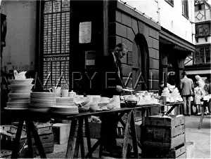 Faversham: CERAMICS STALL 1950S