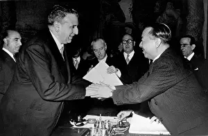 Clasping: Ceremony at Foreign Office in Madrid