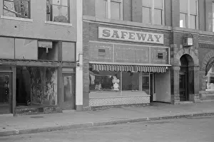 Wymore: Chain store, Wymore, Nebraska