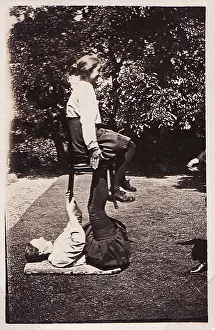 Bpeosa: Chair lift on lawn