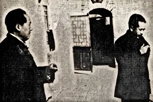 Dwellings: Chairman Mao's Command of the National Liberation War
