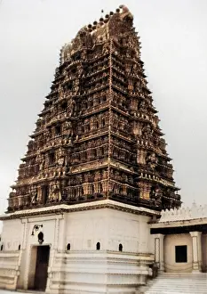 Mysore: Chamundeshwari temple - Chamundi Hills - Mysore, India