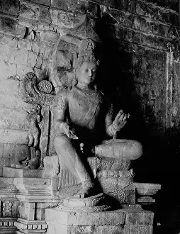 Bodhisattva: Chandi Mendut - temple - buddha - statue