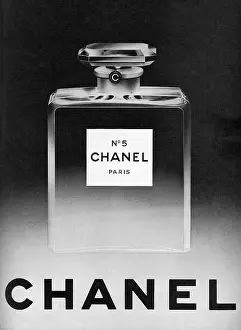 Scents: Chanel No 5 advertisement